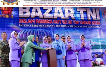 Waketum Dharma Pertiwi Buka Bazar TNI, Semarakkan HUT ke-81 TNI