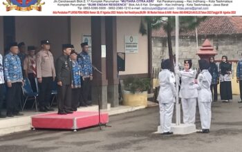 Upacara Peringatan Hari Sumpah Pemuda Ke 98 di Kecamatan Cikoneng