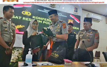 Dua Ponsel Diduga Hasil Kejahatan Ditemukan di Pagandon, Seorang Pria Diamankan Polisi